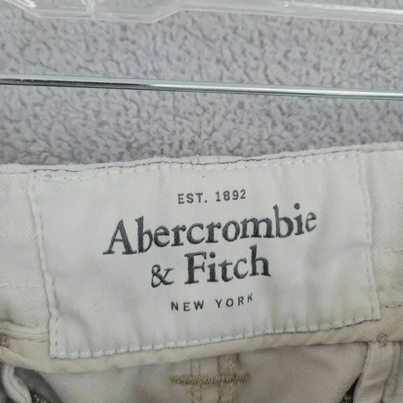 Abercrombie & Fitch Mens Beige Cotton Cargo Casual Shorts Size 32 x9 7PT - Picture 4 of 11